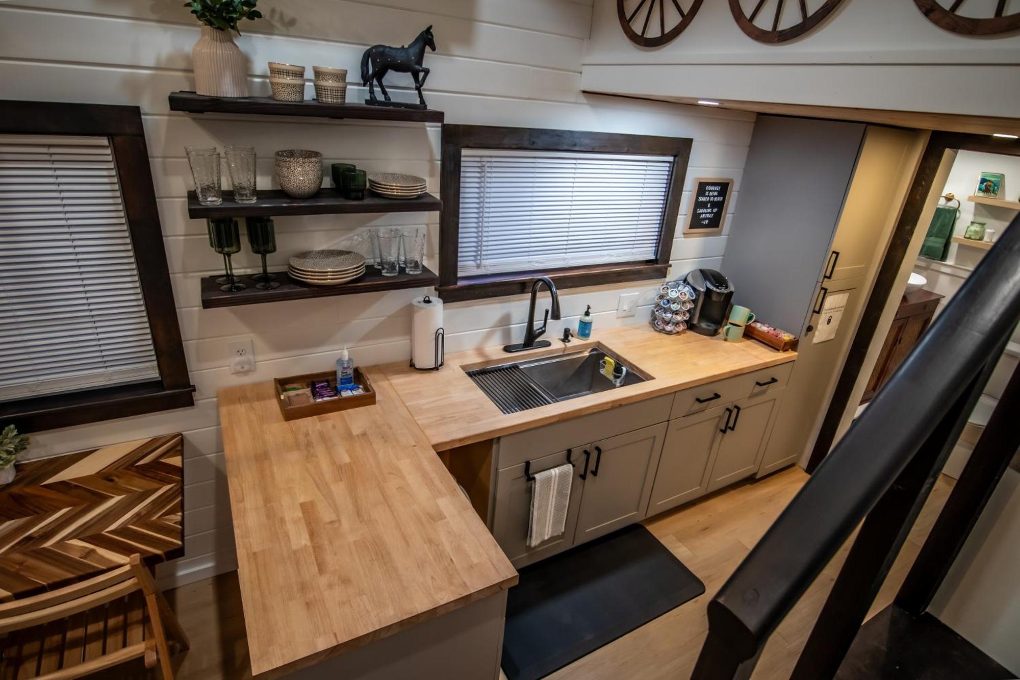 Unique Tiny Home Minutes From Downtown Ellensburg Extérieur photo